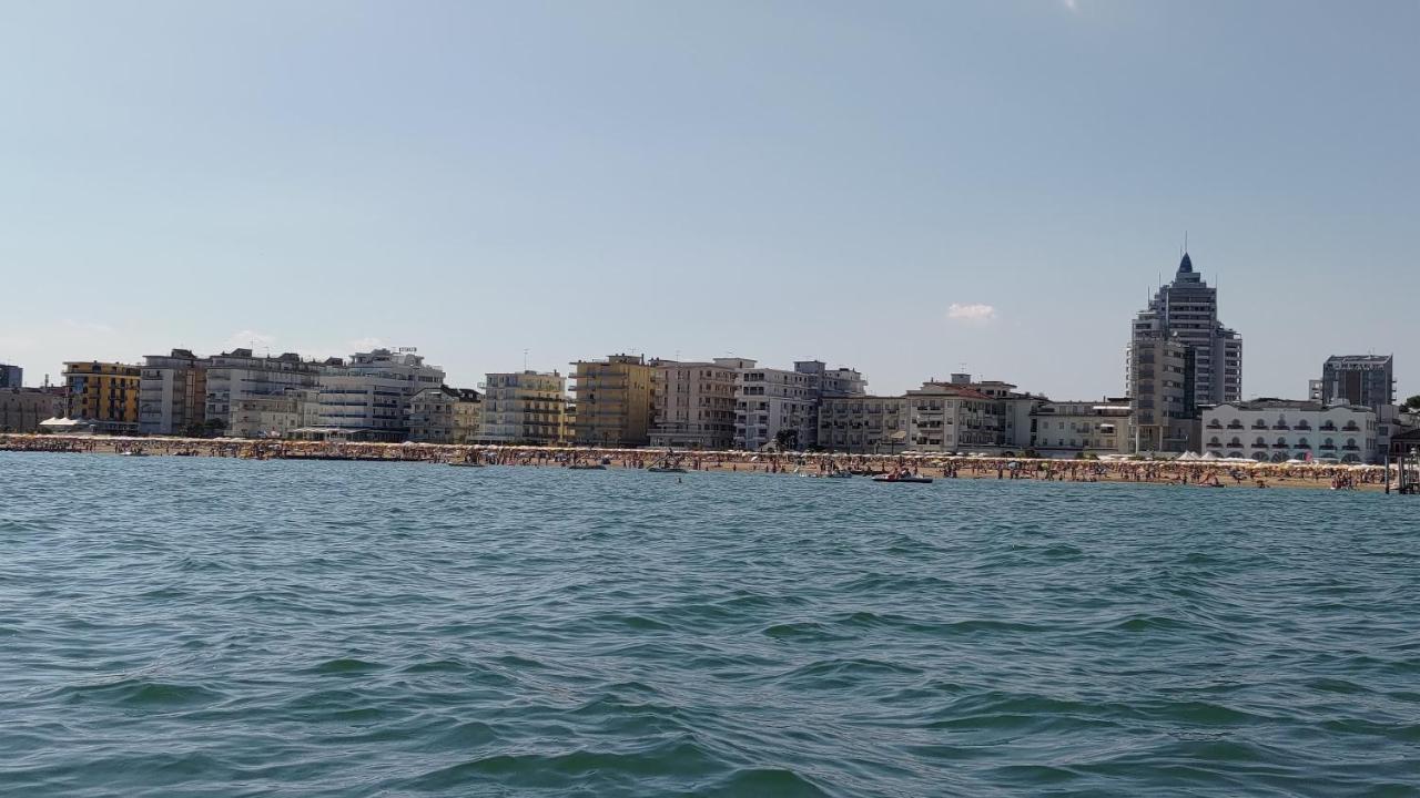 Fronte Mare-Residence Union 9 Lido di Jesolo Exterior photo
