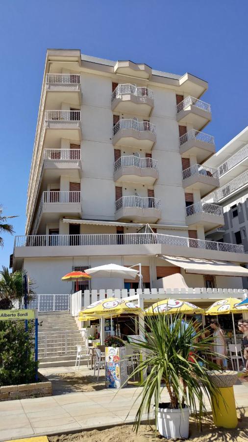 Fronte Mare-Residence Union 9 Lido di Jesolo Exterior photo